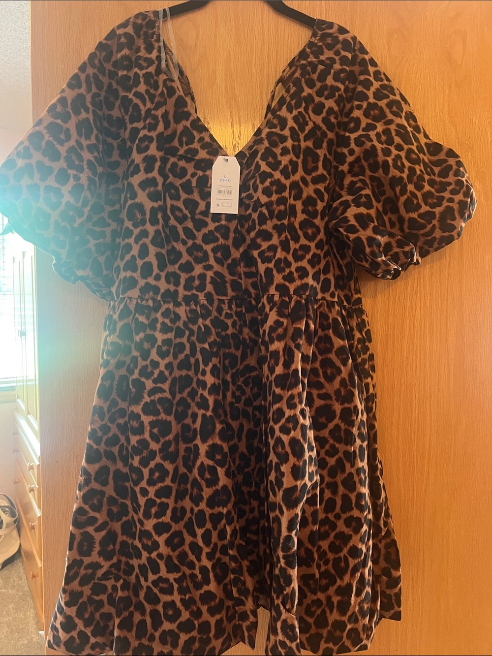 Leopard Print Puff-Sleeve Dress